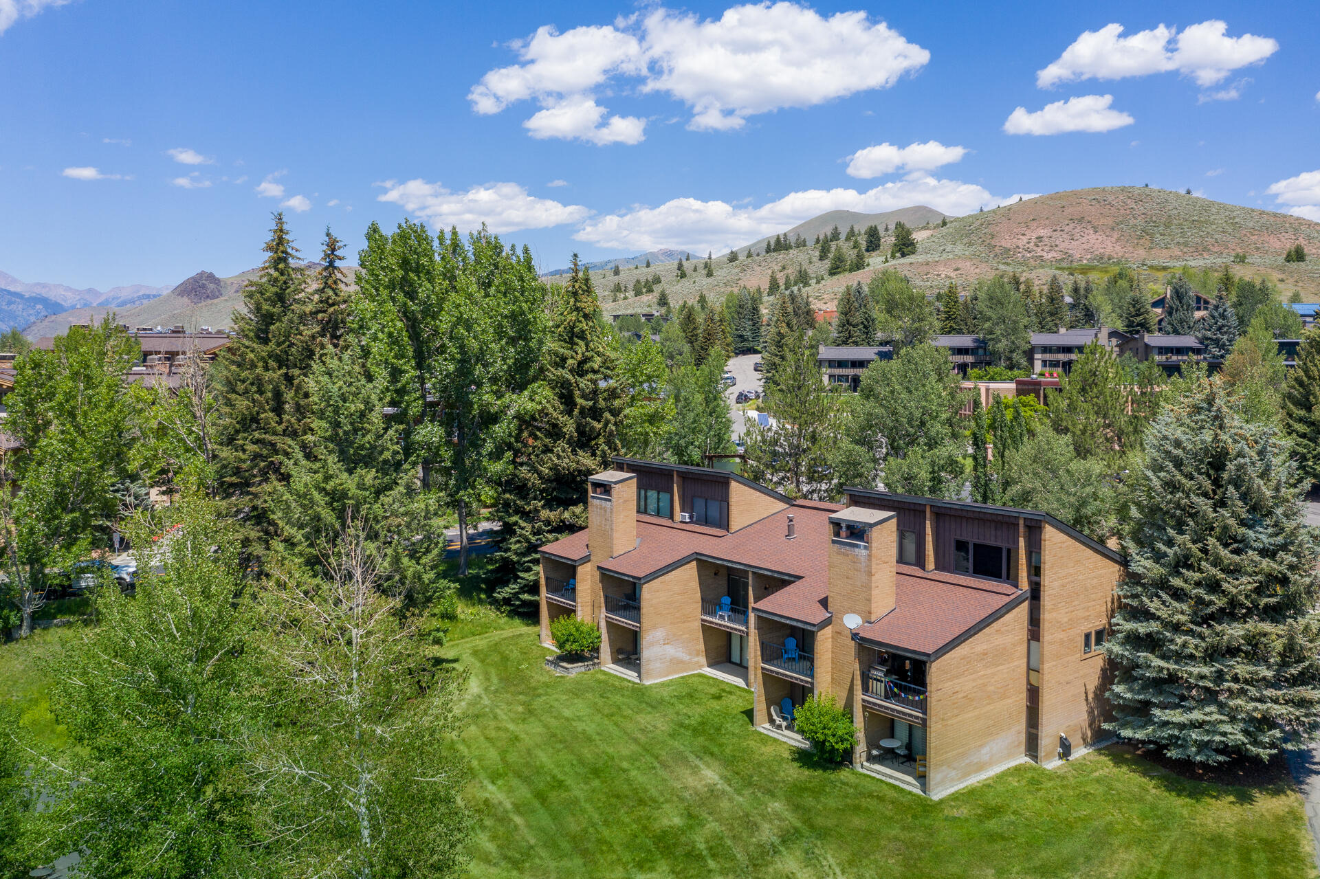 127 Saddle Road, Unit D7 Ketchum, ID 83340 - Photo 21 of 21 Bigwood exterior