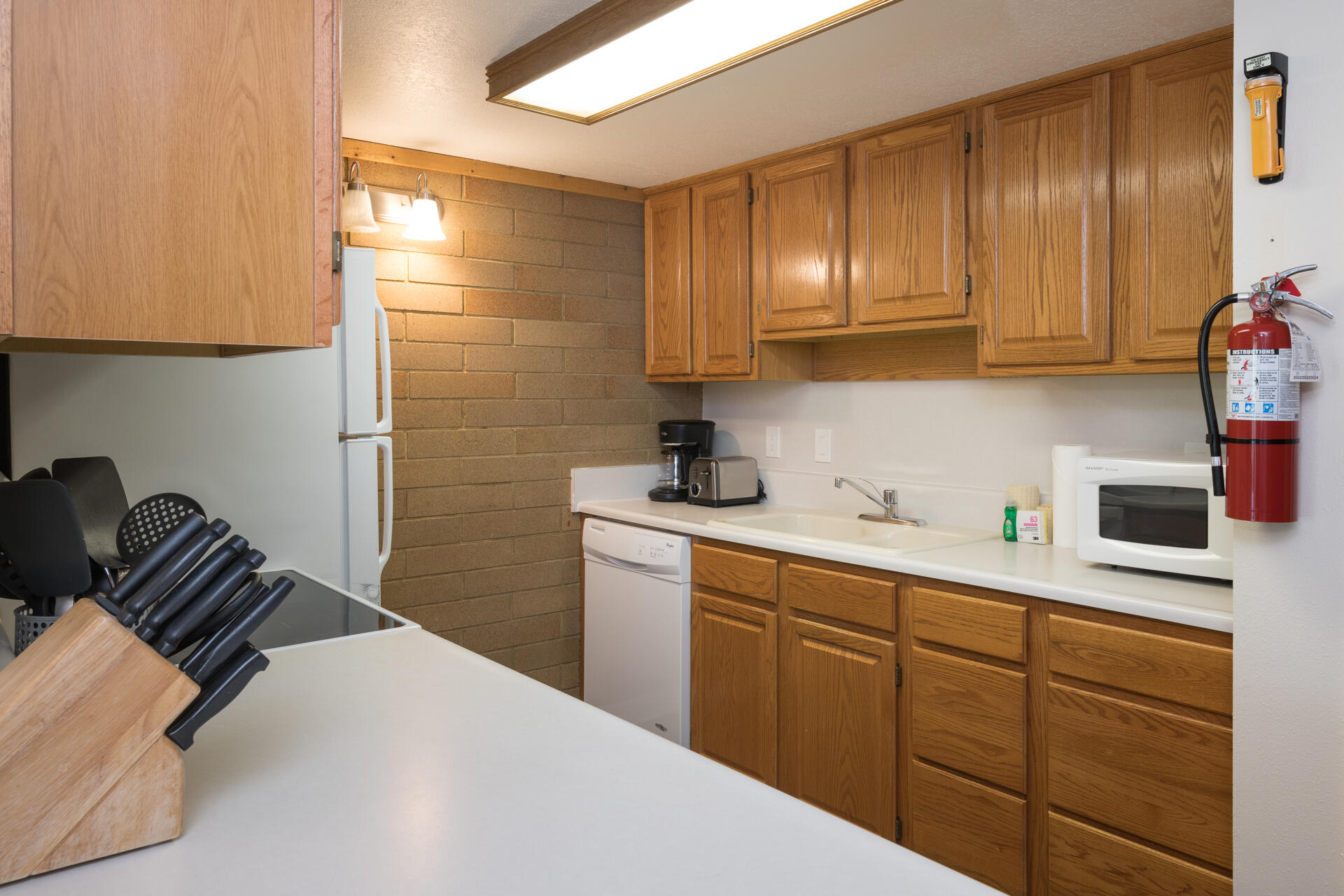 127 Saddle Road, Unit D7 Ketchum, ID 83340 - Photo 6 of 21 Kitchen