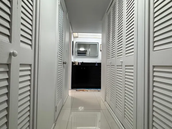 $2,450 | 305 North Pompano Beach Boulevard, Unit 307, Pompano Beach, FL 33062