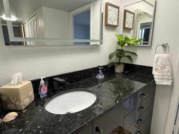 $2,450 | 305 North Pompano Beach Boulevard, Unit 307, Pompano Beach, FL 33062