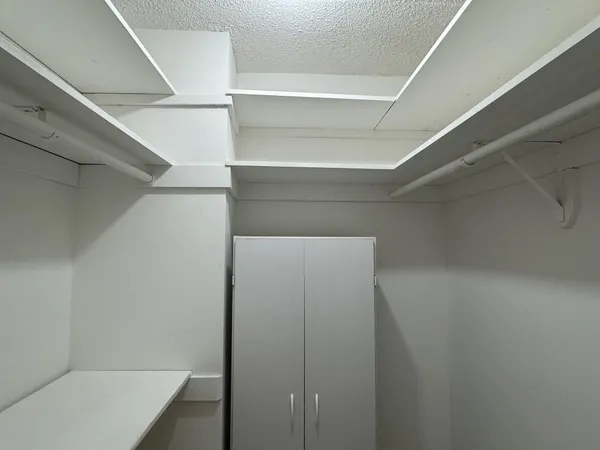 $2,450 | 305 North Pompano Beach Boulevard, Unit 307, Pompano Beach, FL 33062