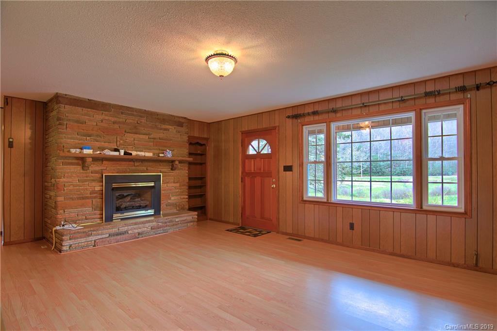 67 Sandy Branch Road Balsam Grove, NC 28708 - Photo 5 of 29 Gallery Image 5