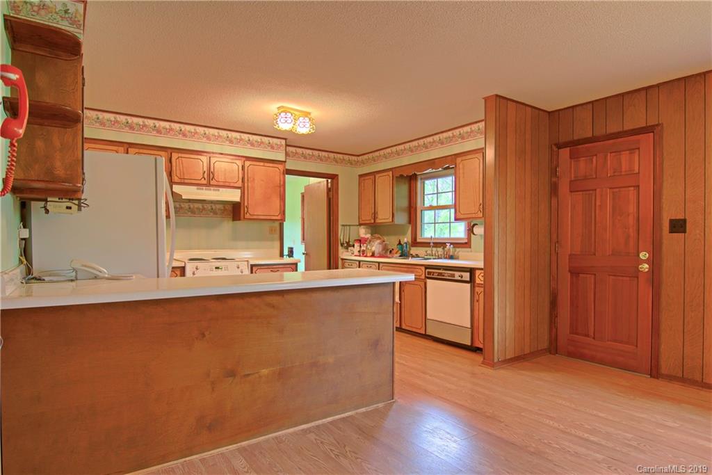 67 Sandy Branch Road Balsam Grove, NC 28708 - Photo 7 of 29 Gallery Image 7