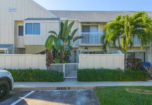$2,500 | 6335 Riverwalk Lane, Unit 3, Jupiter, FL 33458