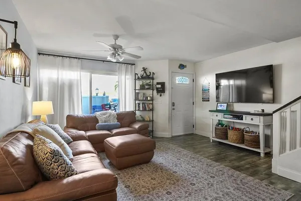 $2,500 | 6335 Riverwalk Lane, Unit 3, Jupiter, FL 33458