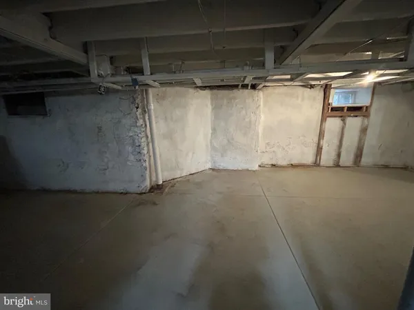 $3,400 | 7203 Wayne Avenue, Upper Darby, PA 19082