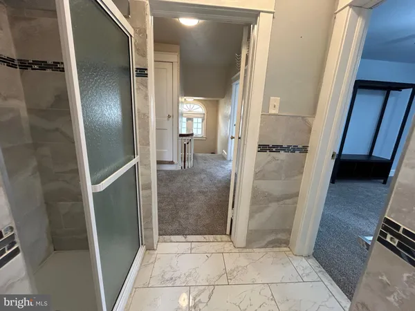 $3,400 | 7203 Wayne Avenue, Upper Darby, PA 19082