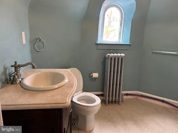 $3,400 | 7203 Wayne Avenue, Upper Darby, PA 19082