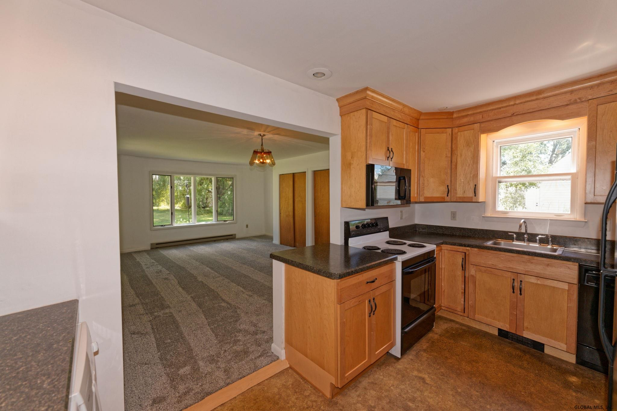 16 Luella Road Latham, NY 12110 - Photo 11 of 33 Photo 11
