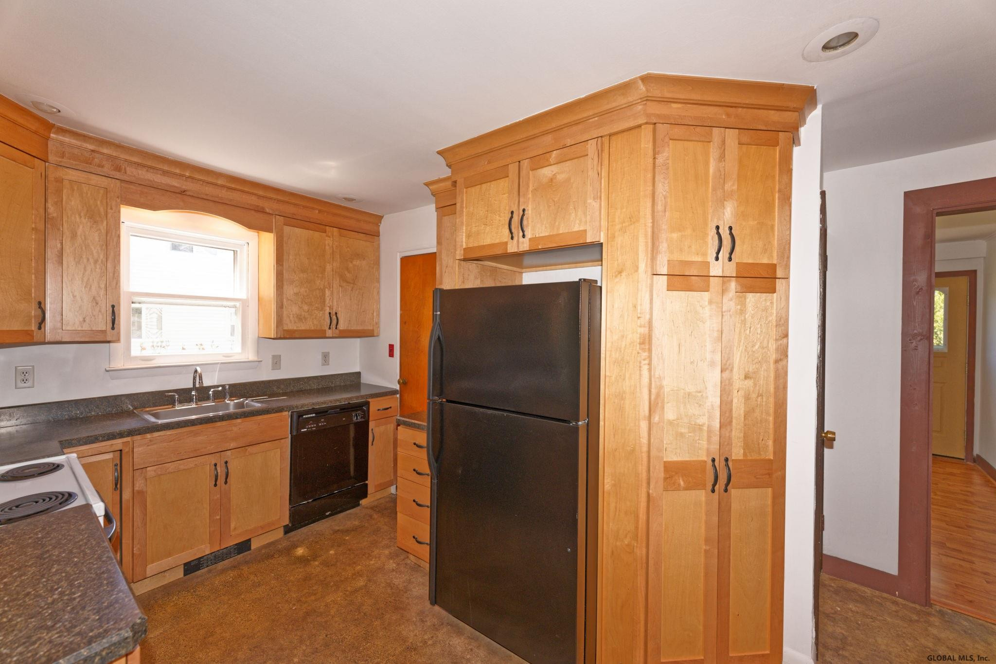 16 Luella Road Latham, NY 12110 - Photo 12 of 33 Photo 12