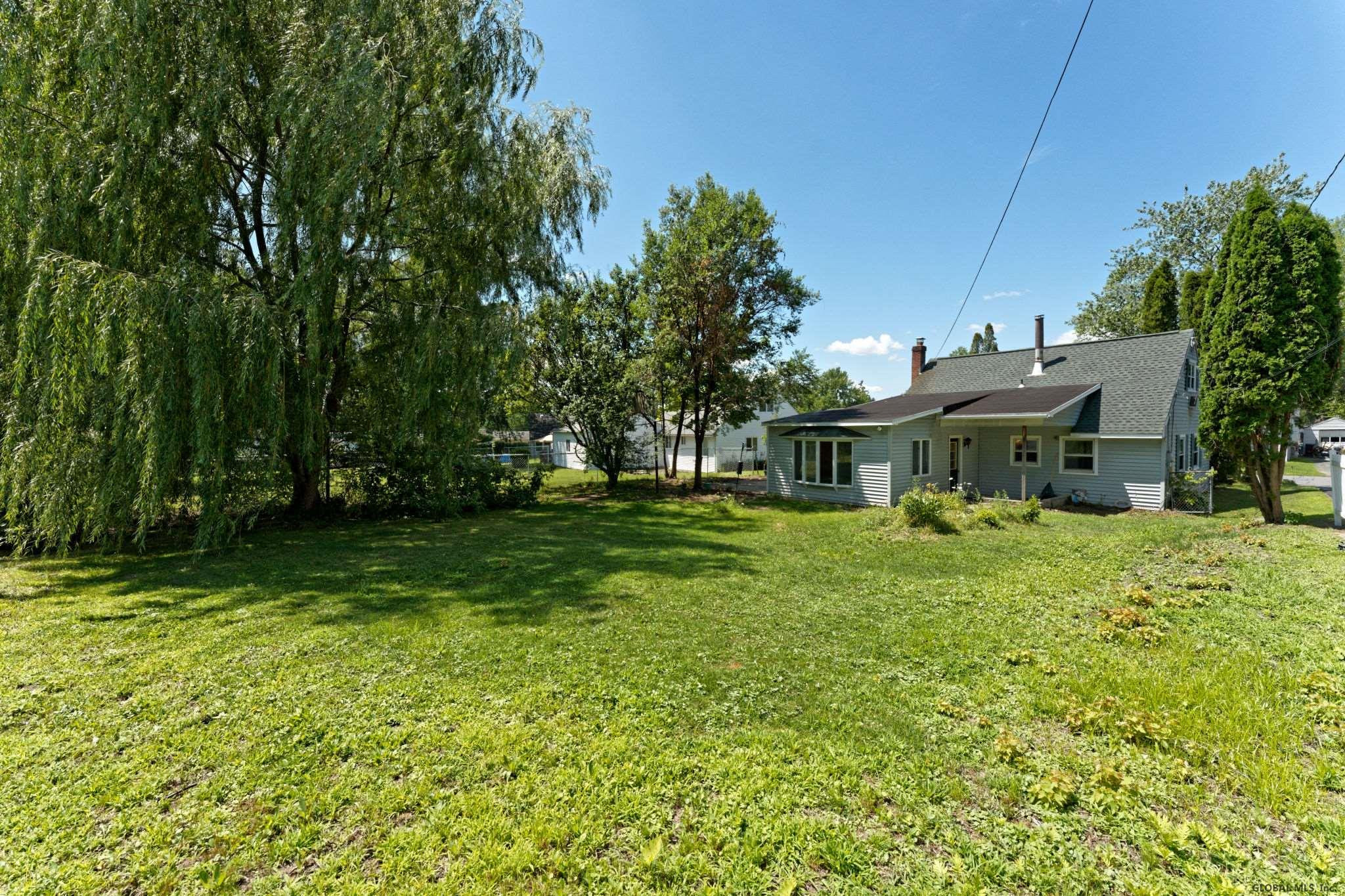 16 Luella Road Latham, NY 12110 - Photo 31 of 33 Photo 31