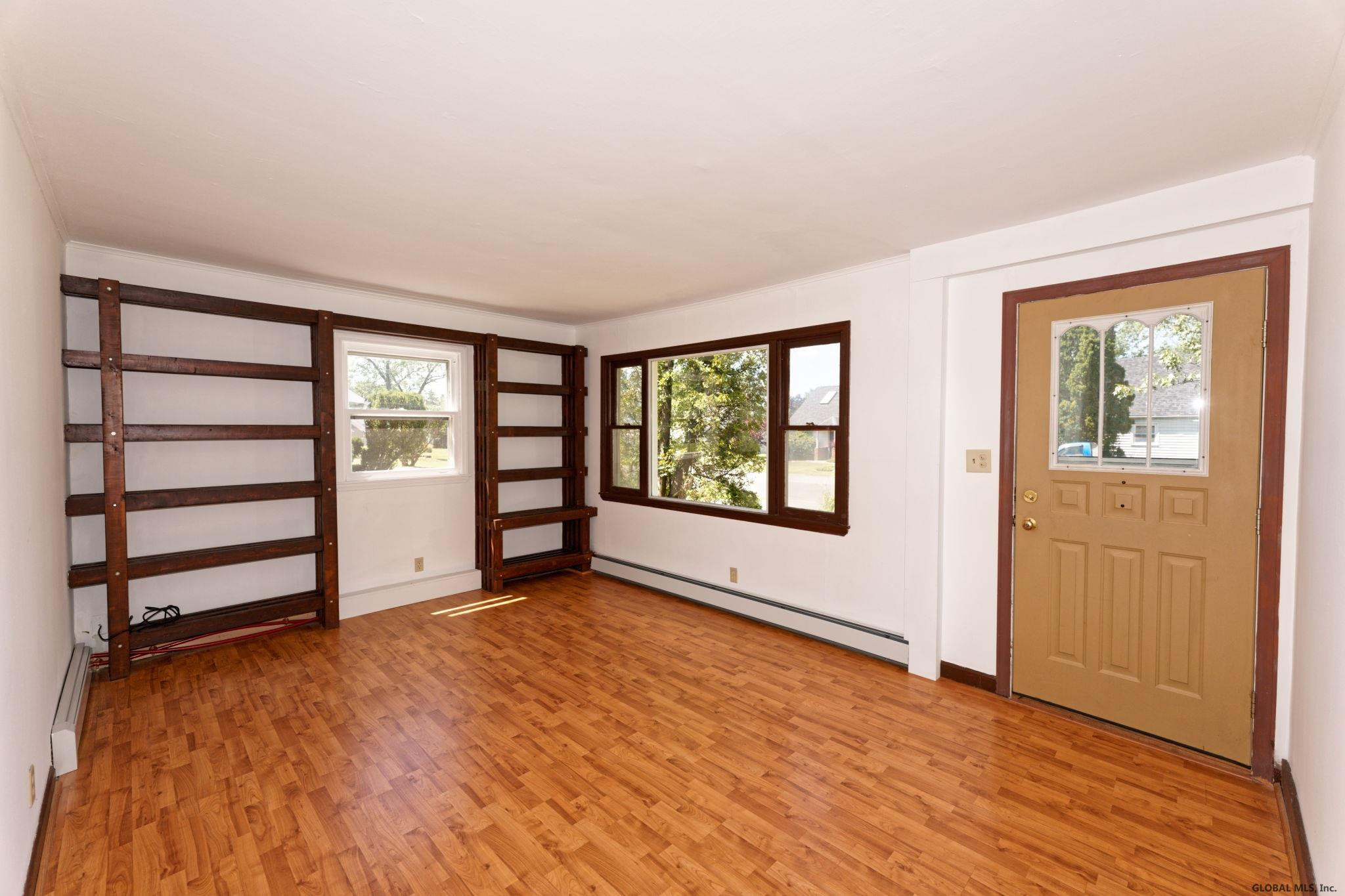 16 Luella Road Latham, NY 12110 - Photo 7 of 33 Photo 7