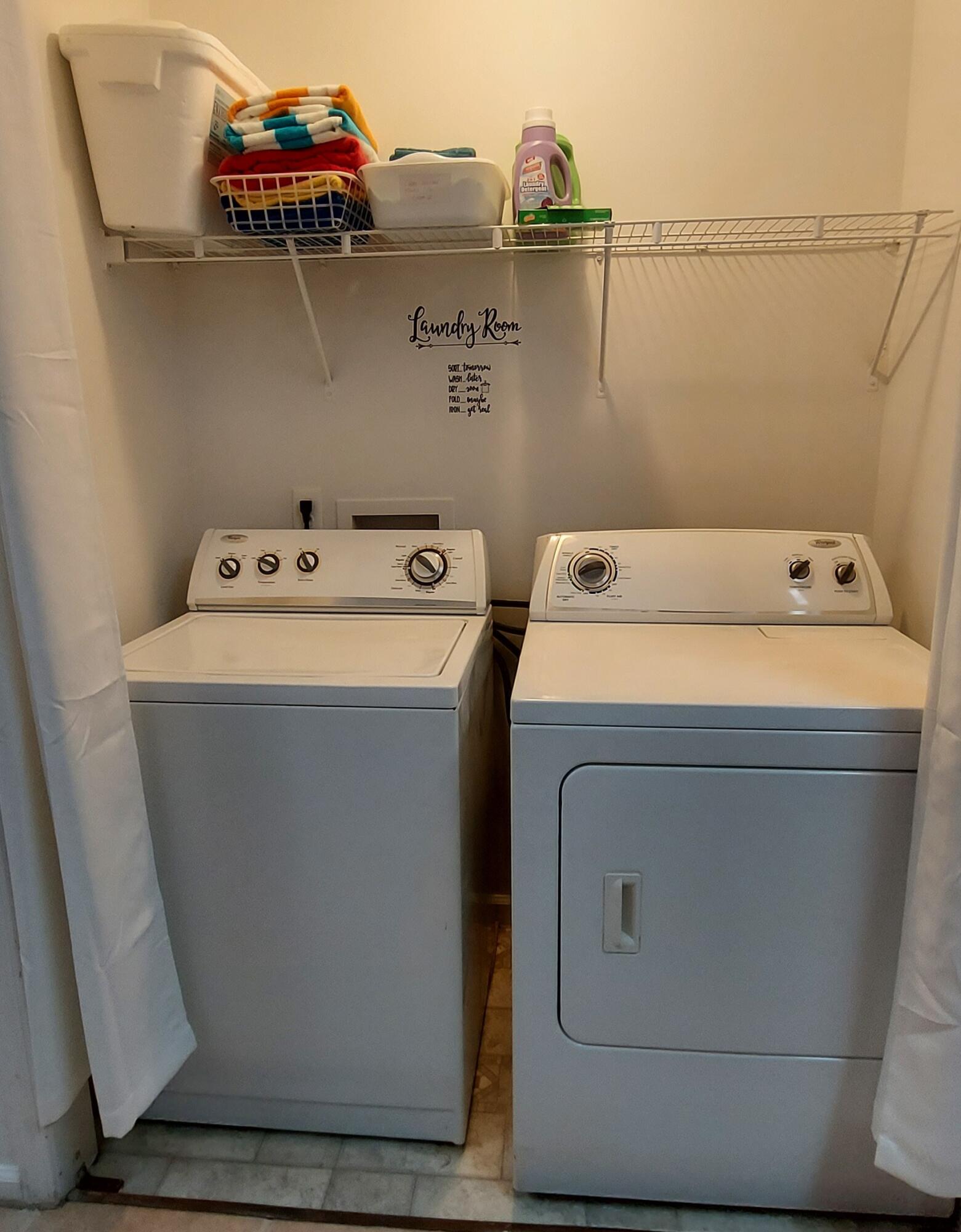 1401 West 9th Street Riviera Beach, FL 33404 - Photo 15 of 17 a utility room with dryer and washer