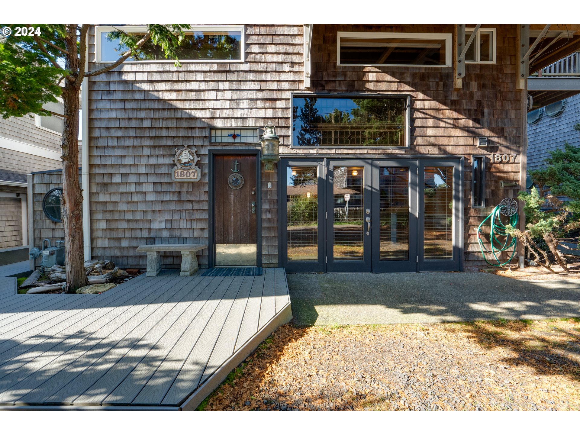 1807 North Prom Seaside, OR 97138 - Photo 6 of 48 Entrance/Foyer