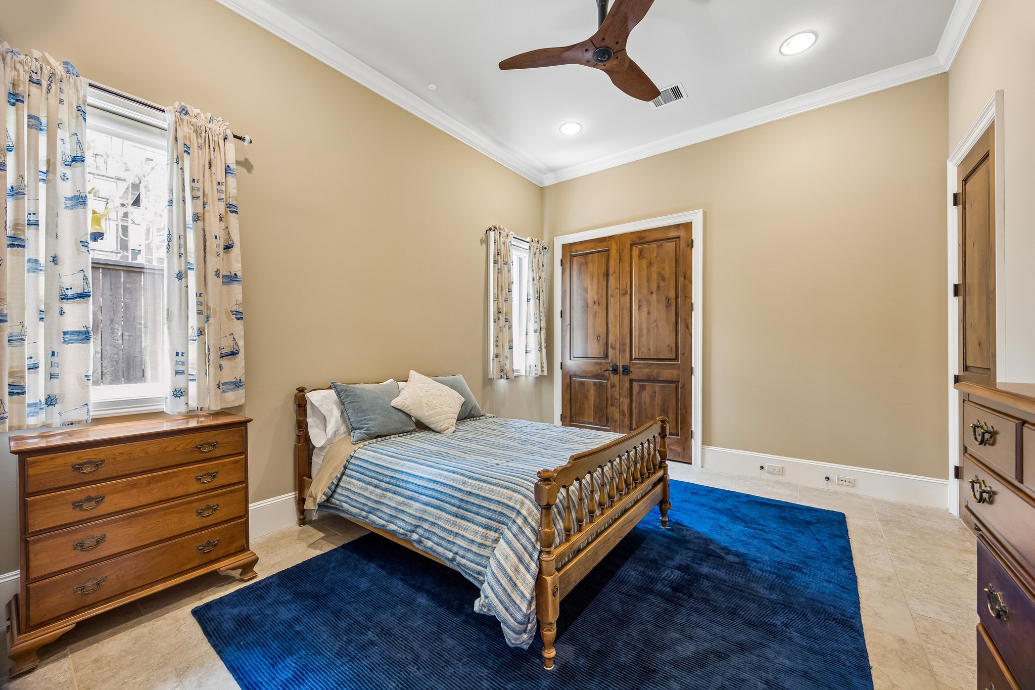 13127 Highwood Road Houston, TX 77079 - Photo 22 of 33 Gallery Image 22