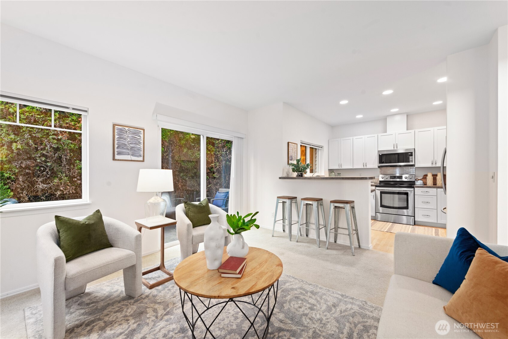 562 South 51st Court Renton, WA 98055 - Photo 13 of 31