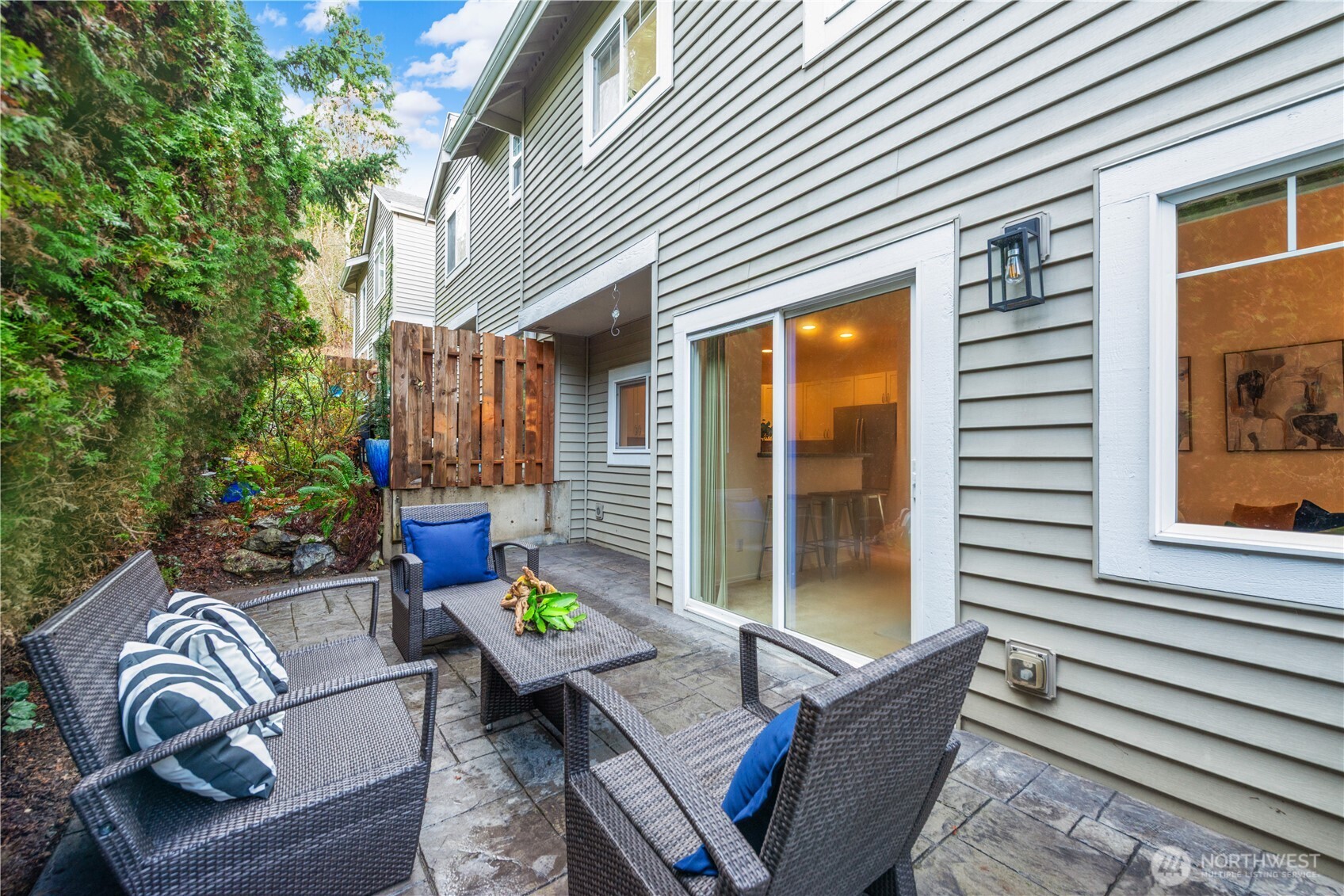 562 South 51st Court Renton, WA 98055 - Photo 16 of 31