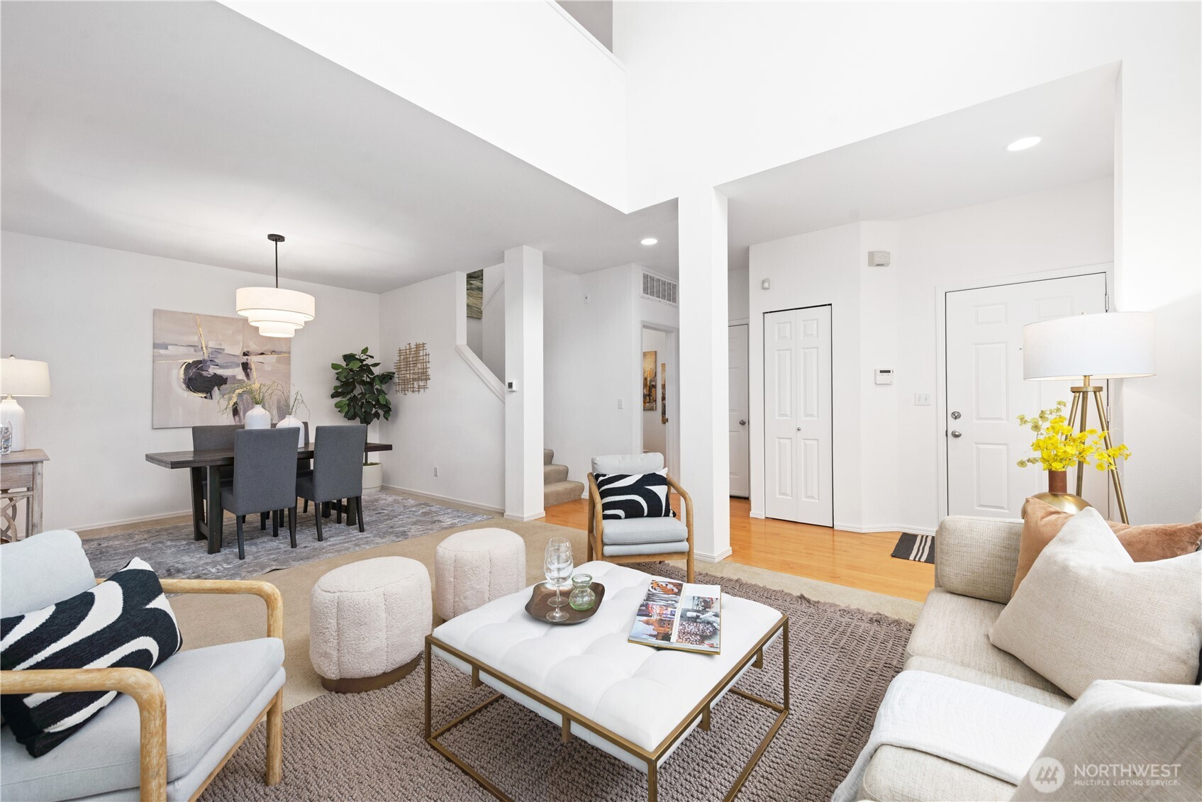 562 South 51st Court Renton, WA 98055 - Photo 5 of 31