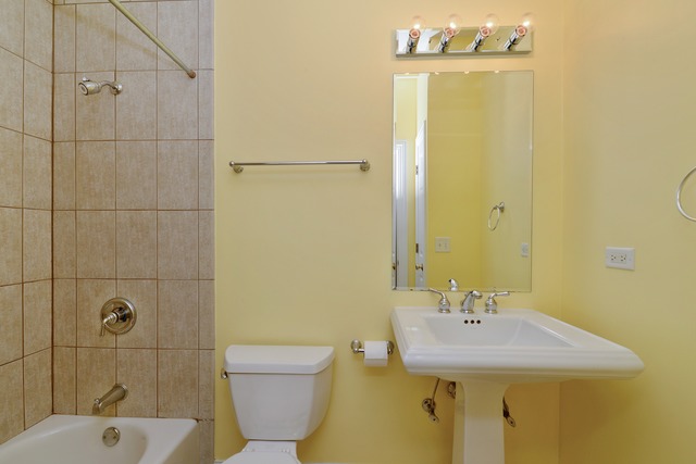 4541 North Malden Street, Unit 2S Chicago, IL 60640 - Photo 9 of 10