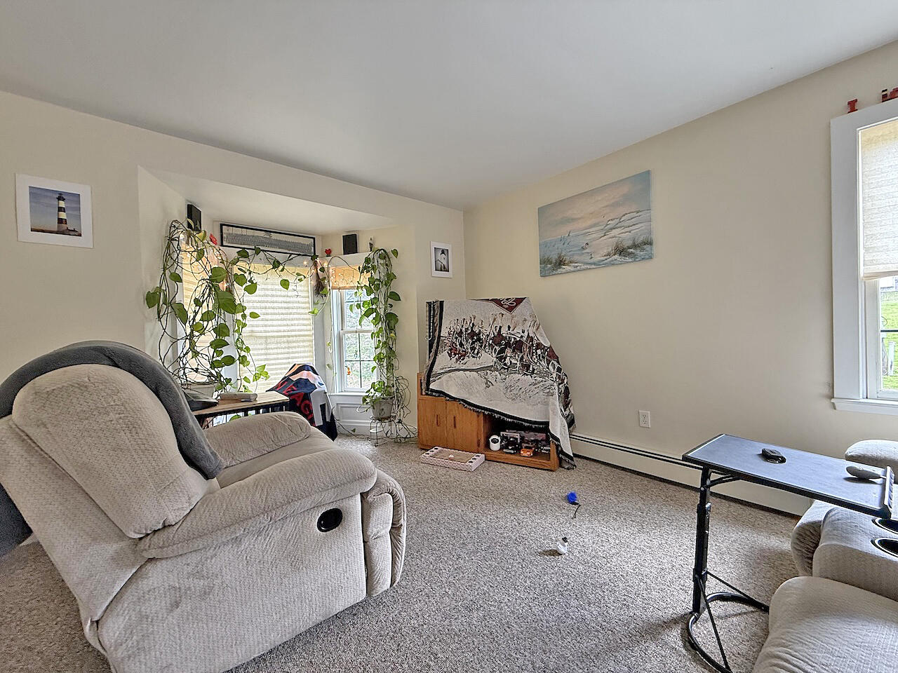 11 Overlook Road Lincolnville, ME 04849 - Photo 13 of 35 Living Room Unit 1