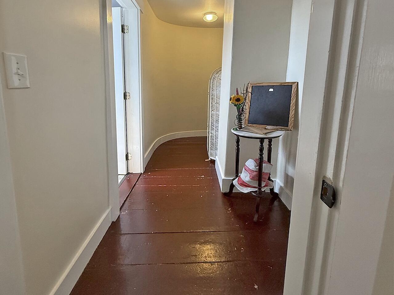 11 Overlook Road Lincolnville, ME 04849 - Photo 16 of 35 Upstairs Hall Unit 1