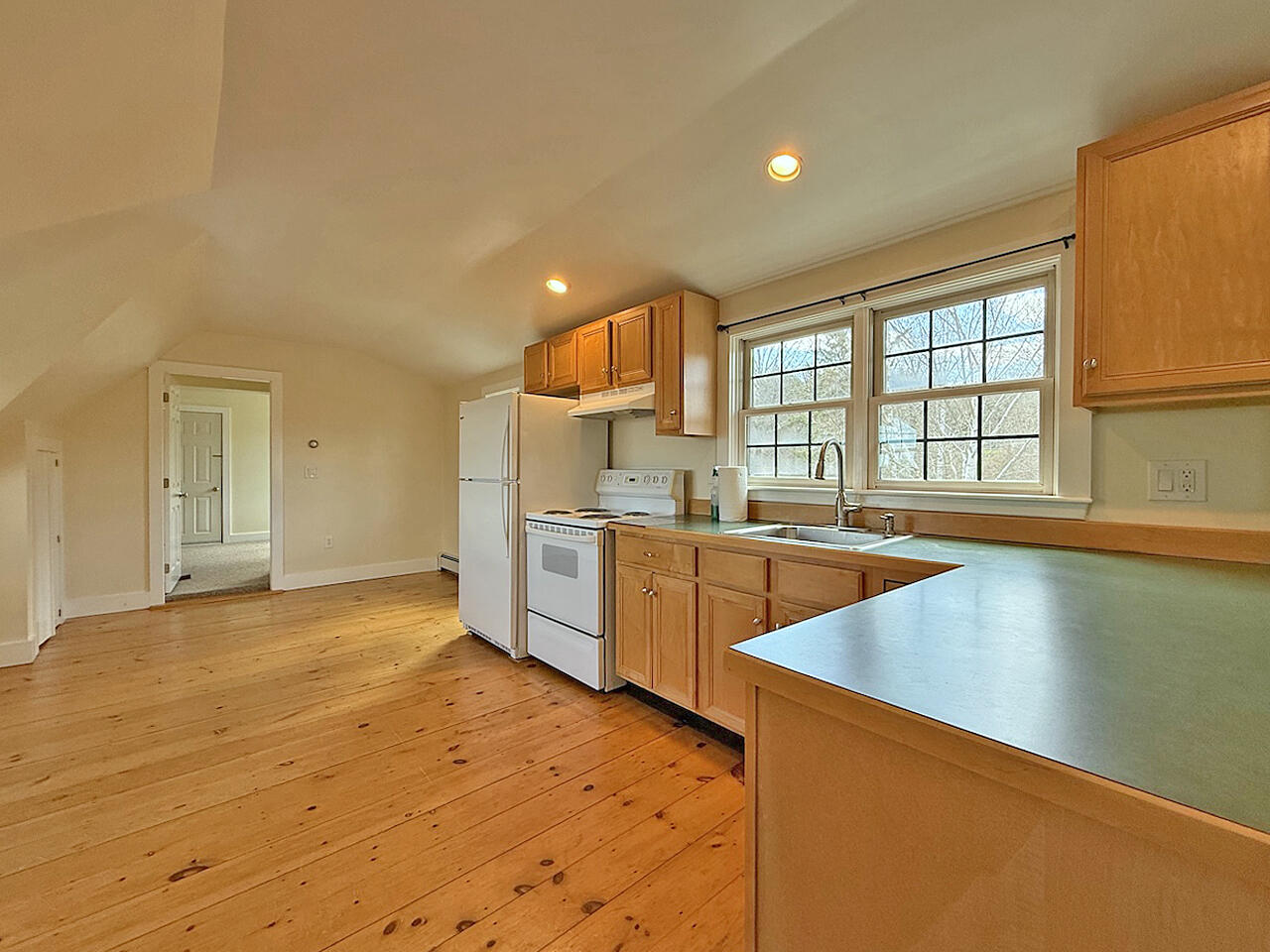 11 Overlook Road Lincolnville, ME 04849 - Photo 30 of 35 Kitchen Unit 4