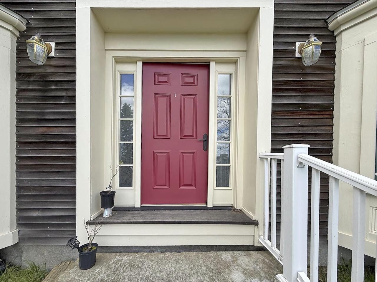 11 Overlook Road Lincolnville, ME 04849 - Photo 9 of 35 Front Door Unit 1