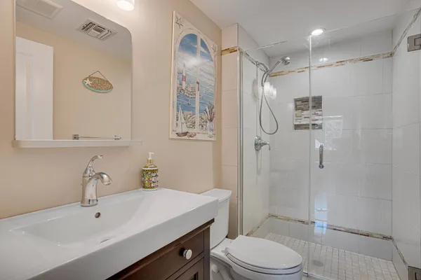 $47,000 | Undisclosed Address, Southampton, NY 11968