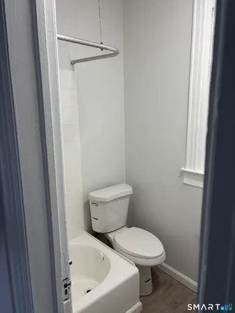 $3,500 | 351 Greenwich Avenue, Unit 3, Greenwich, CT 06830