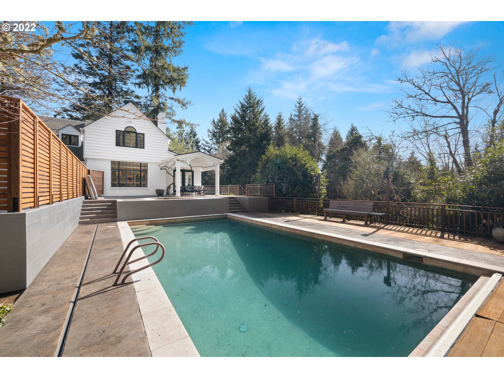 1411 Southwest Highland Road Portland, OR 97221 - Photo 5 of 32 Gallery Image 5