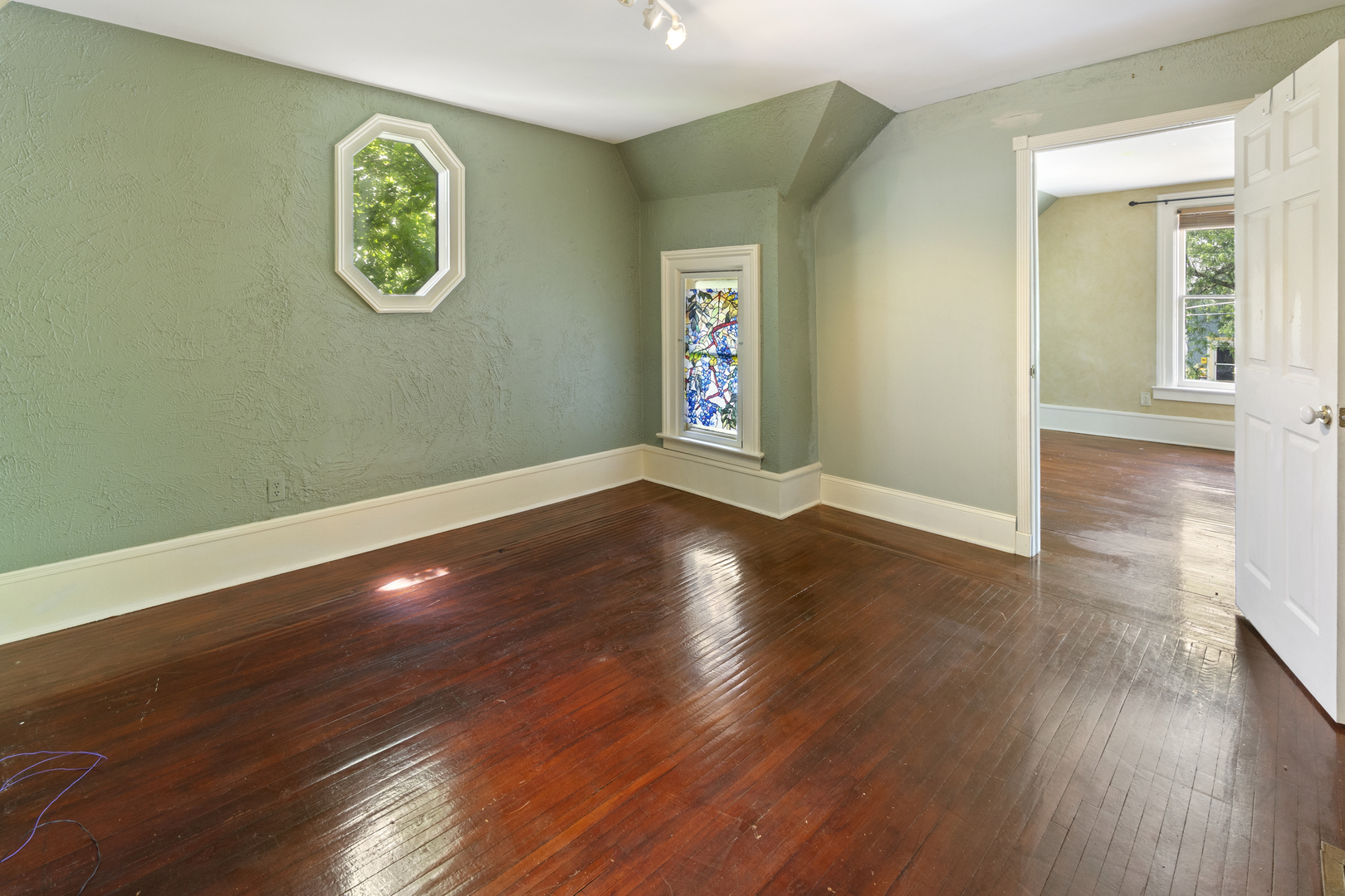 509 North Spring Street Elgin, IL 60120 - Photo 29 of 48