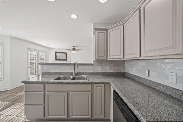 $489,900 | 5910 Loftis Creek Lane, Knoxville, TN 37924