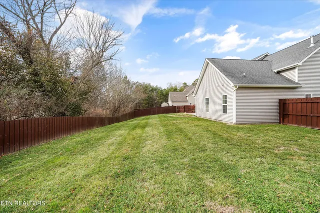 $489,900 | 5910 Loftis Creek Lane, Knoxville, TN 37924