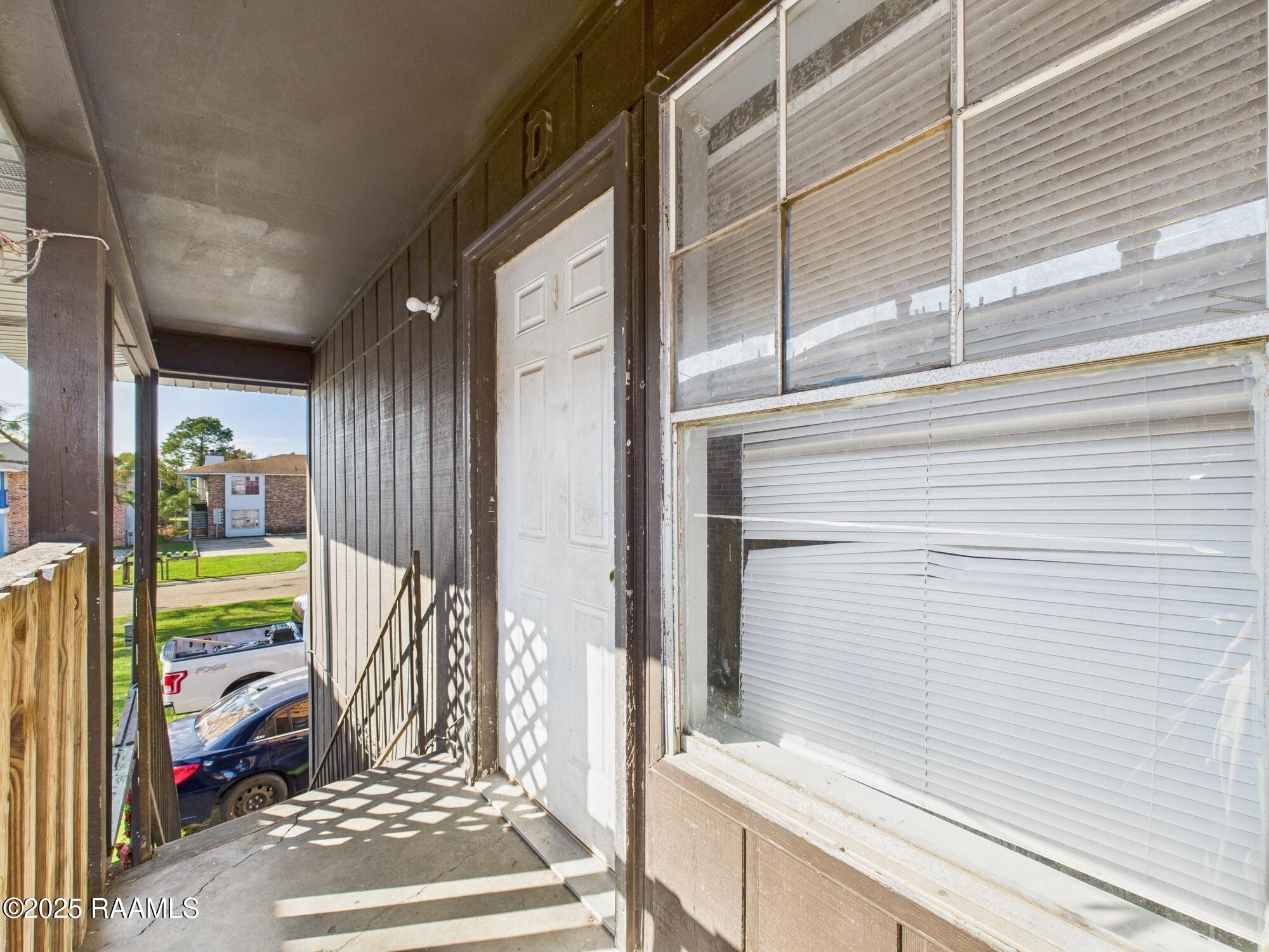 109 Meudon Street, Unit D Duson, LA 70529 - Photo 2 of 18 CAM04246G0-PR0191-STILL016