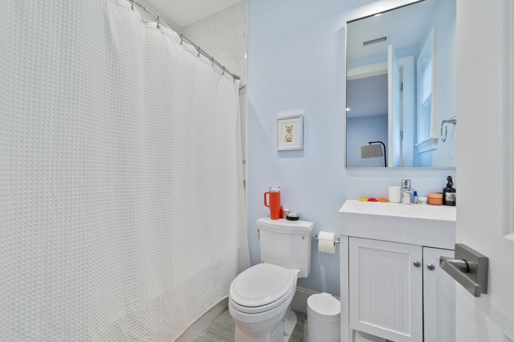 11 Woodhaven Road Newton, MA 02468 - Photo 28 of 42