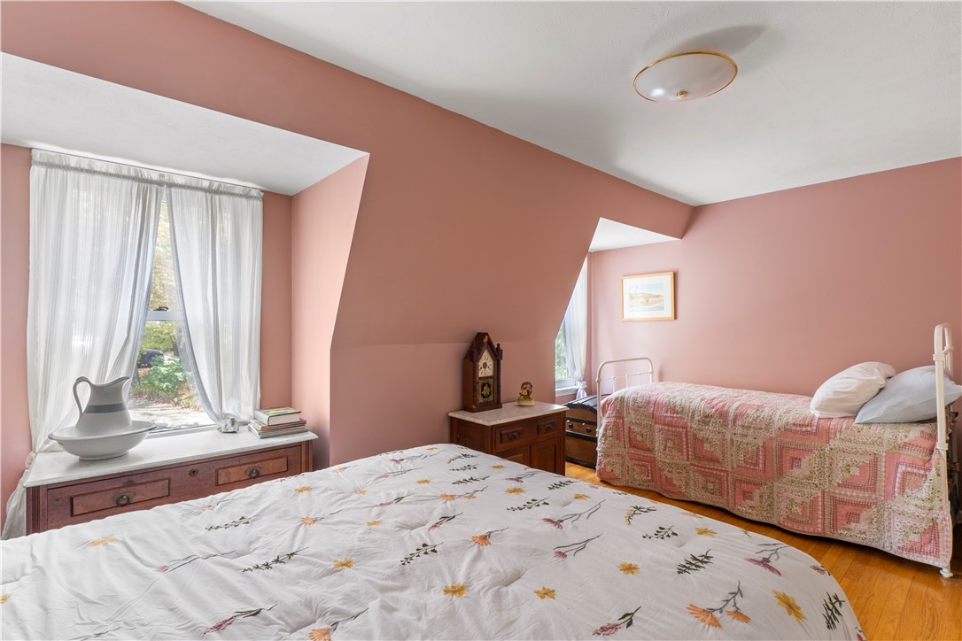 746 Slocum Road North Kingstown, RI 02874 - Photo 23 of 38