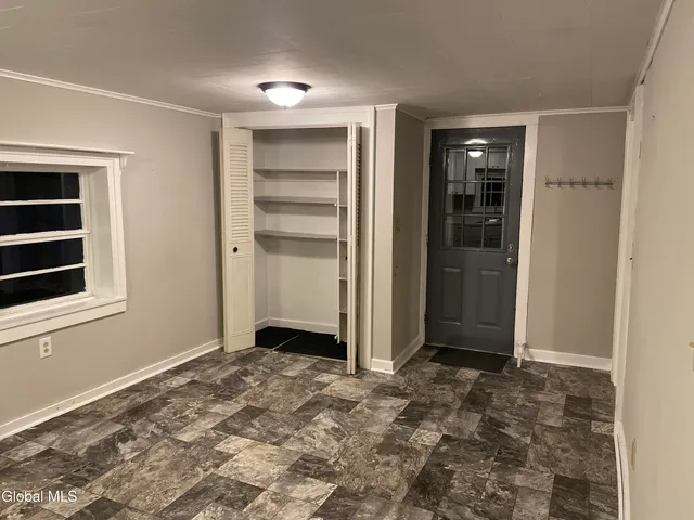 $1,600 | 163 Ridge Street, Glens Falls, NY 12801