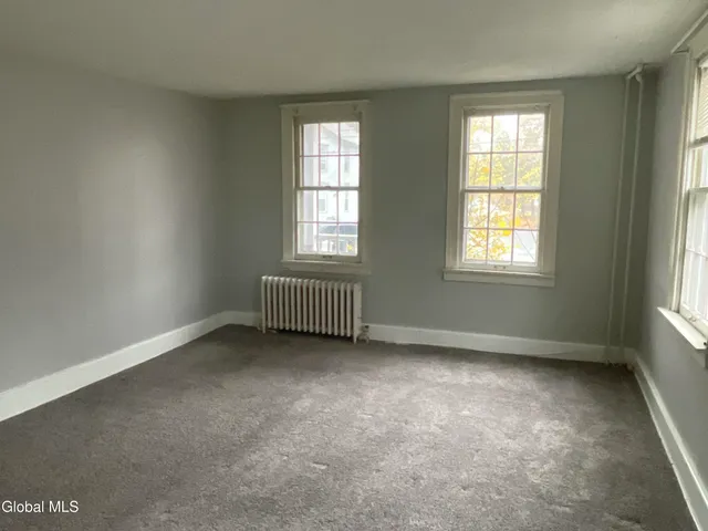 $1,600 | 163 Ridge Street, Glens Falls, NY 12801