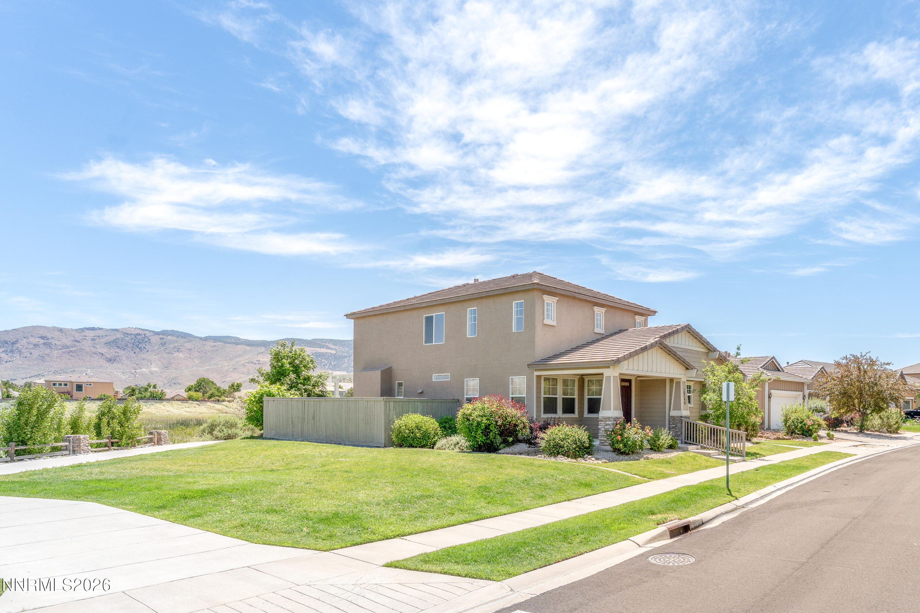 10548 Twin Bridges Way Reno, NV 89521 - Photo 7 of 71 6-side yard