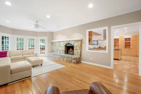 $2,595,000 | 9704 Kendale Road, Potomac, MD 20854