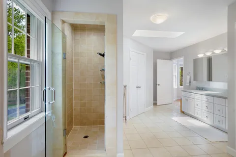 $2,595,000 | 9704 Kendale Road, Potomac, MD 20854