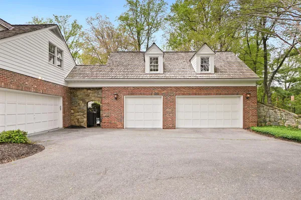 $2,595,000 | 9704 Kendale Road, Potomac, MD 20854