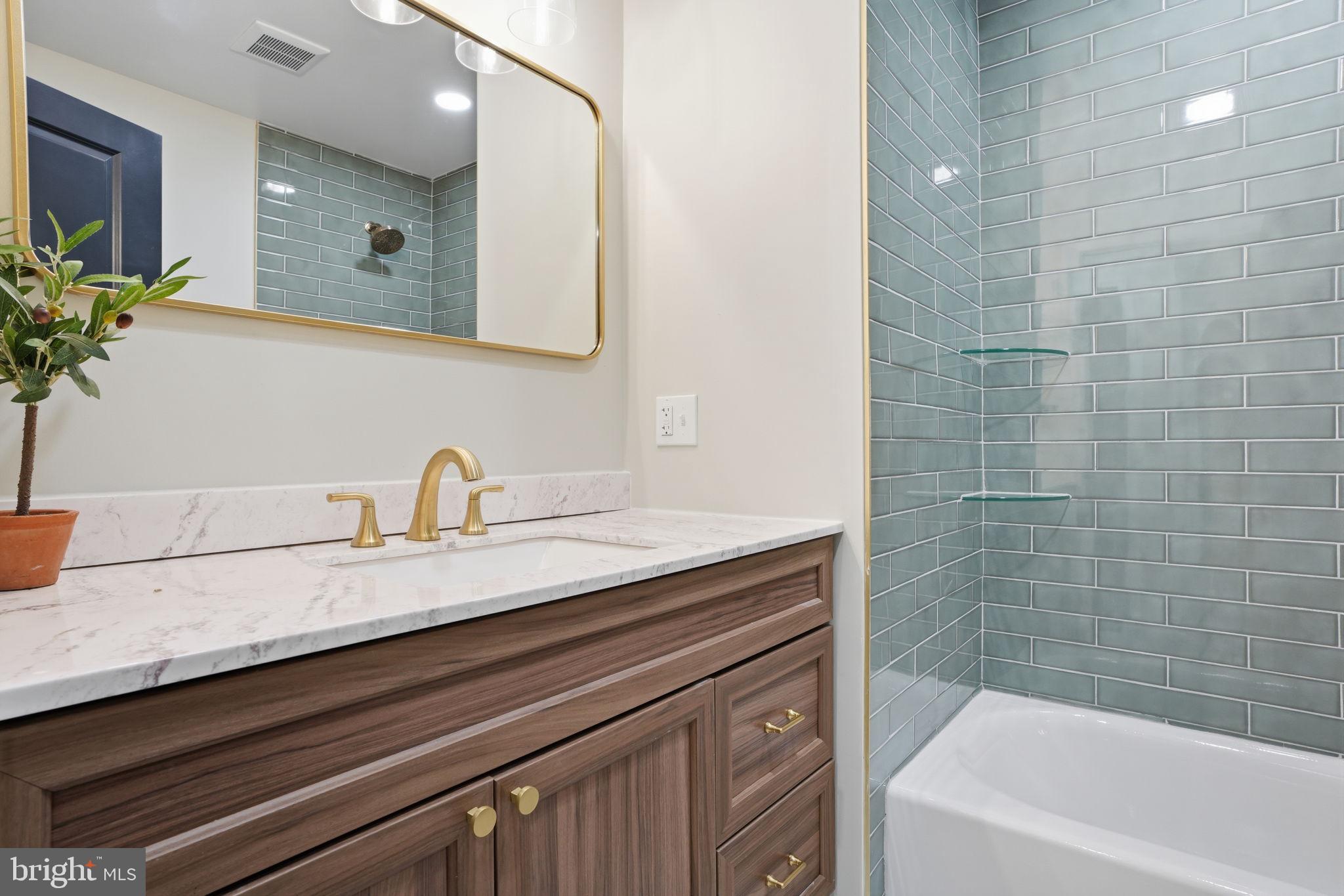 22 Peppermint Road Levittown, PA 19056 - Photo 27 of 42
