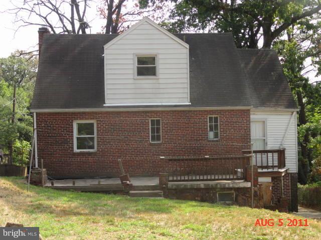 5400 Decatur Street Hyattsville, MD 20781 - Photo 10 of 21 Exterior (Rear)
