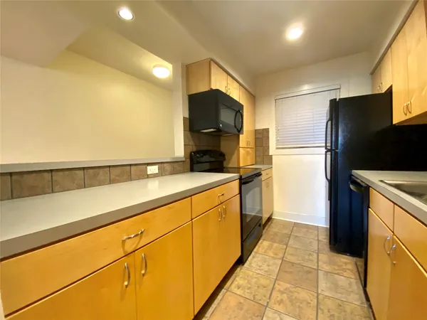 $1,500 | 3815 Guadalupe Street, Unit 207, Austin, TX 78751
