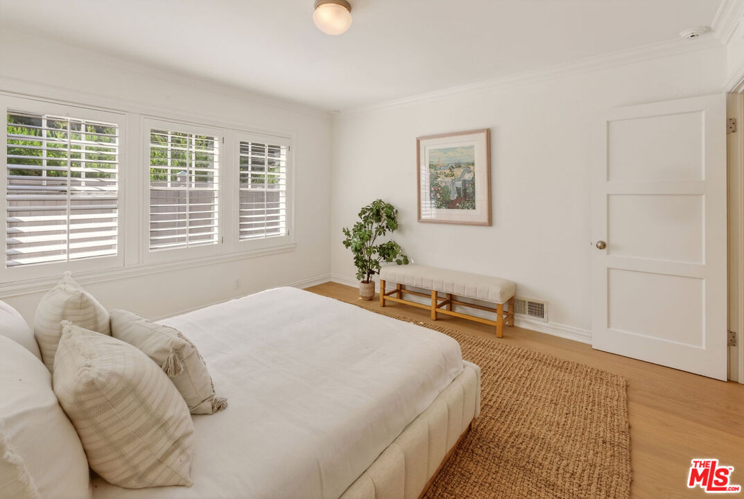 31202 Broad Beach Road Malibu, CA 90265 - Photo 16 of 38