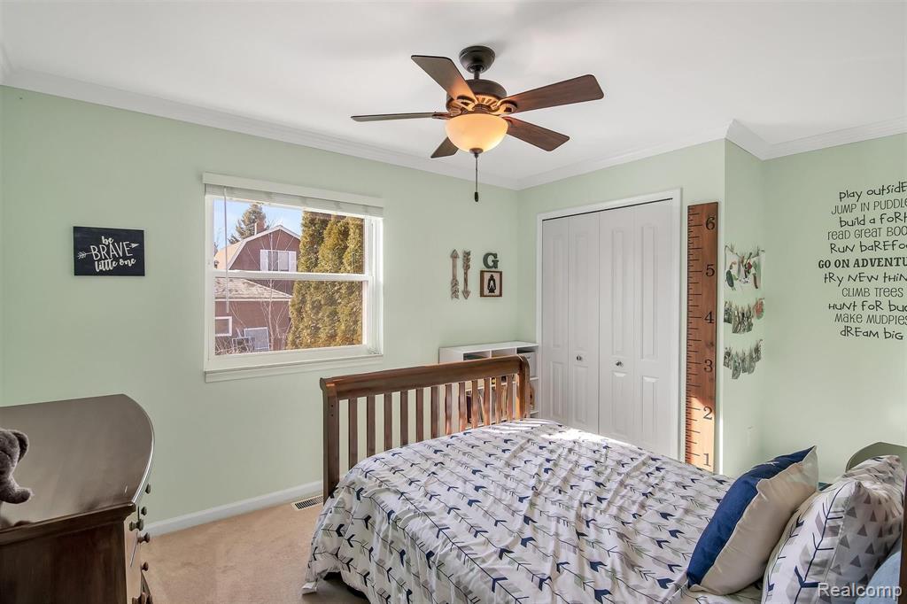 3677 Dearborn Avenue Rochester Hills, MI 48309 - Photo 21 of 28