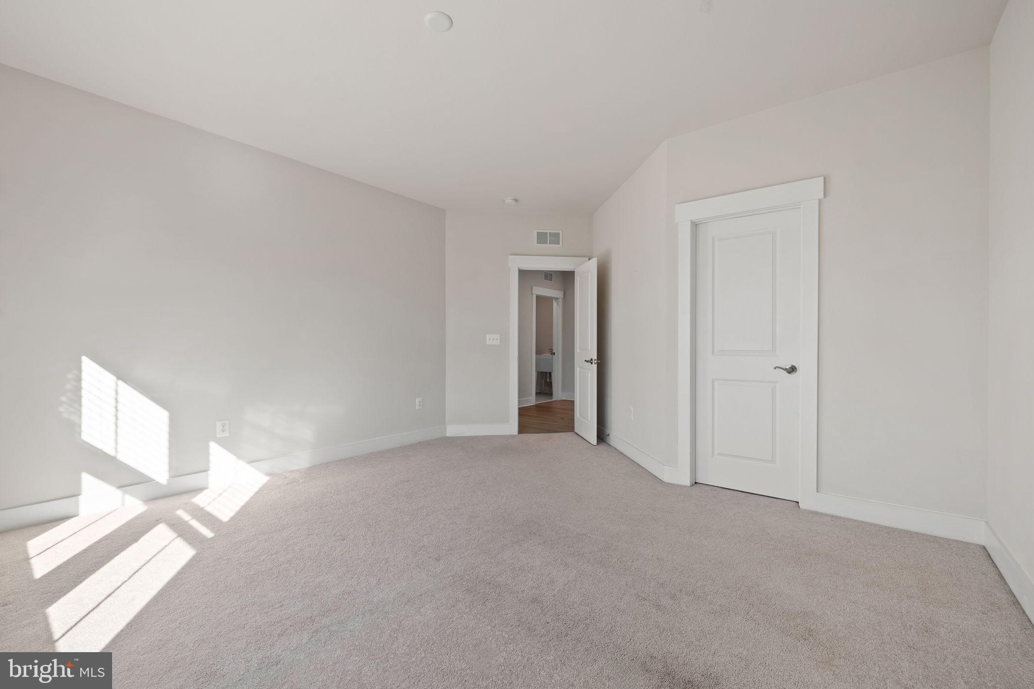 15601 Althea Lane Gainesville, VA 20155 - Photo 43 of 58