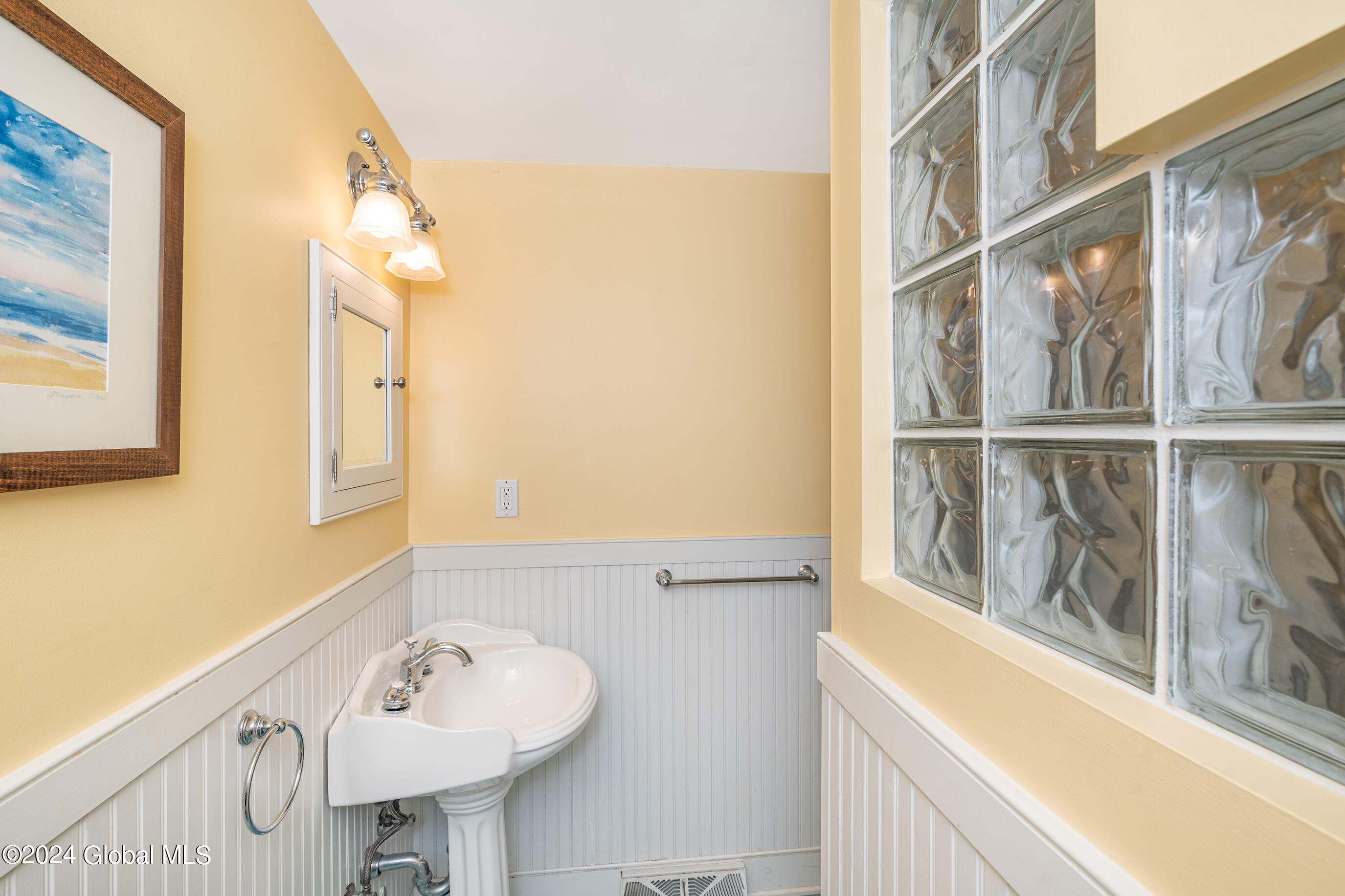 4 Olde Coach Road Bethlehem, NY 12077 - Photo 50 of 56 044-4-Olde-Coach-Rd