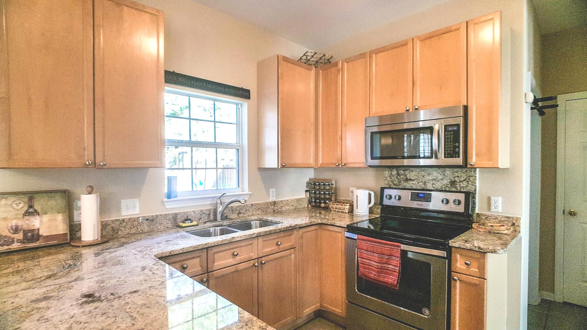 805 Bent Hickory Road Charleston, SC 29414 - Photo 9 of 32 Kitchen